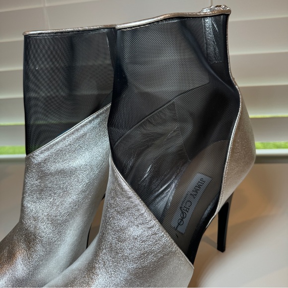 Boots - Picture 7 of 7